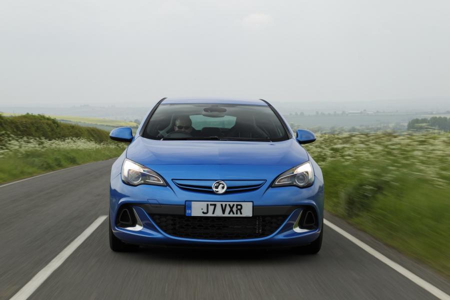  Vauxhall Astra VXR 2012 года  (фото 242 из 274)